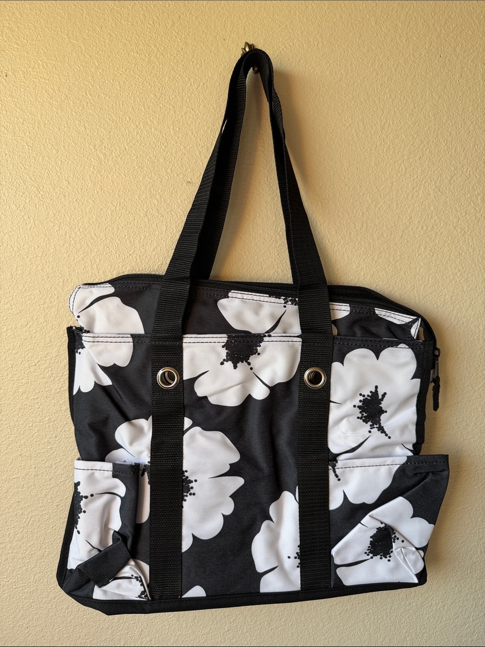 thirty-one Zip-Top Organizing Utility Tote Floral Tote (White Poppy)